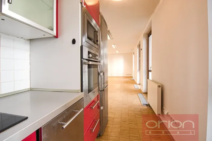 Pronájem kanceláře, Praha - Žižkov, Husitská, 48 m2