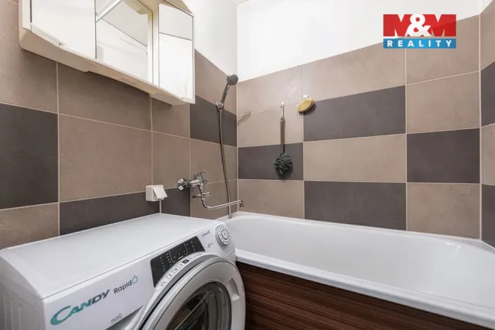 Prodej bytu 3+1, Kladno, Ukrajinská, 67 m2