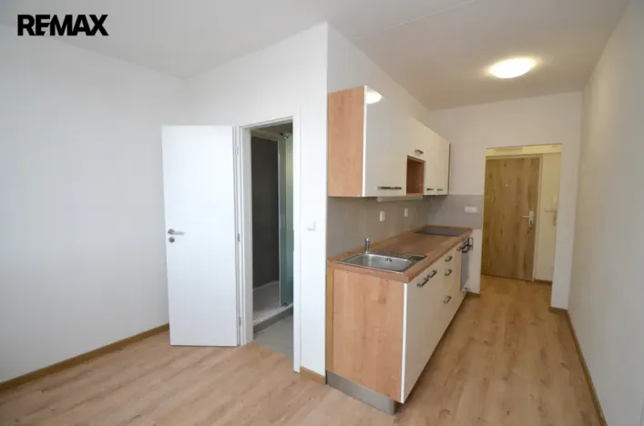 Pronájem bytu 1+1, Kroměříž, Spáčilova, 38 m2