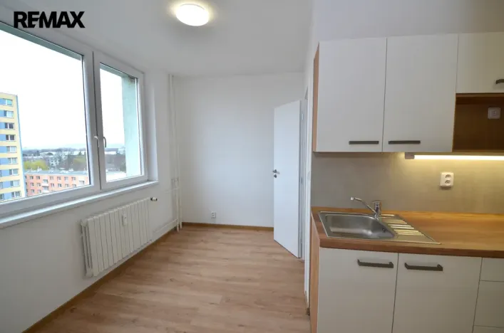 Pronájem bytu 1+1, Kroměříž, Spáčilova, 38 m2