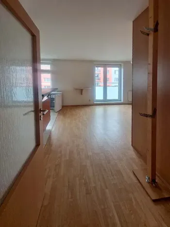 Pronájem bytu 1+kk, Praha - Kamýk, Novodvorská, 49 m2