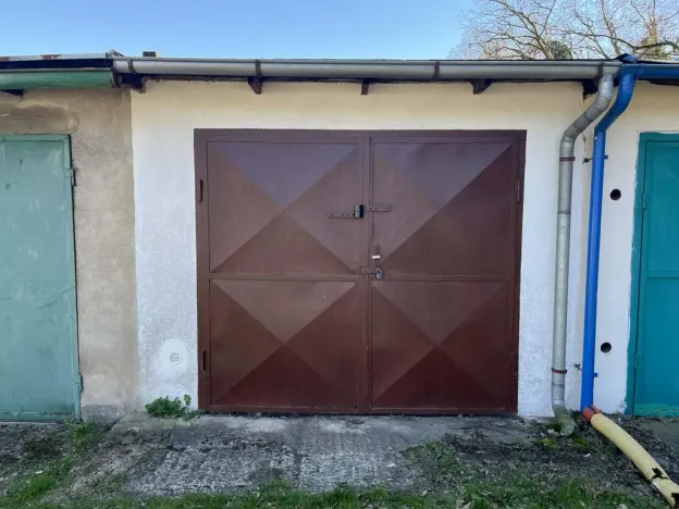 Pronájem garáže, Kolín - Kolín V, Zličská, 18 m2