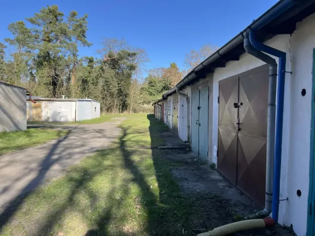 Pronájem garáže, Kolín - Kolín V, Zličská, 18 m2