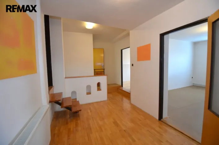 Prodej bytu 4+1, Olomouc, Menšíkova, 163 m2