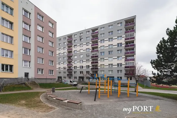 Prodej bytu 3+1, Plzeň, Zábělská, 67 m2