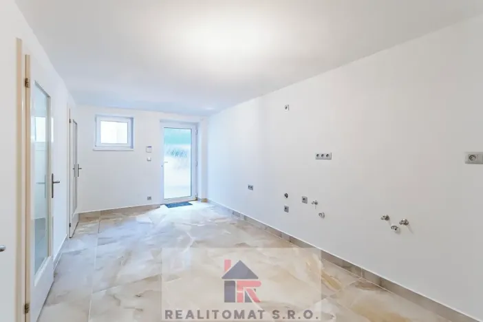 Prodej kanceláře, Praha - Komořany, Pod lesem, 440 m2