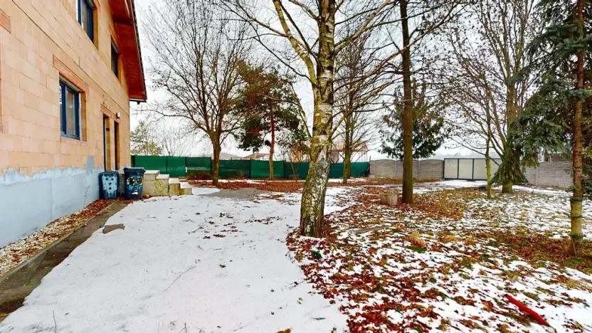 Prodej rodinného domu, Ivaň, 319 m2