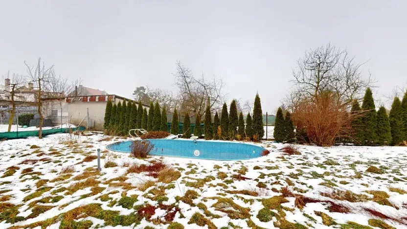 Prodej rodinného domu, Ivaň, 319 m2