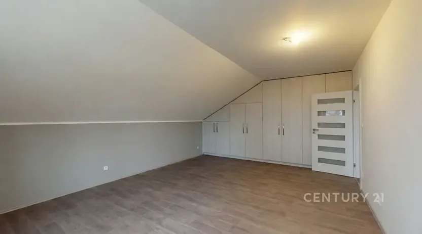 Prodej rodinného domu, Ivaň, 319 m2