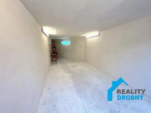 Prodej garáže, Děčín, Hřbitovní, 25 m2