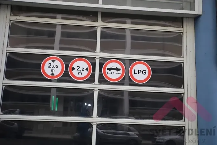 Pronájem bytu 2+kk, Praha - Žižkov, Jeseniova, 52 m2