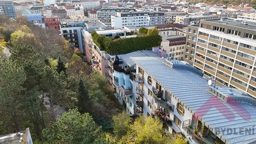 Pronájem bytu 2+kk, Praha - Žižkov, Jeseniova, 52 m2