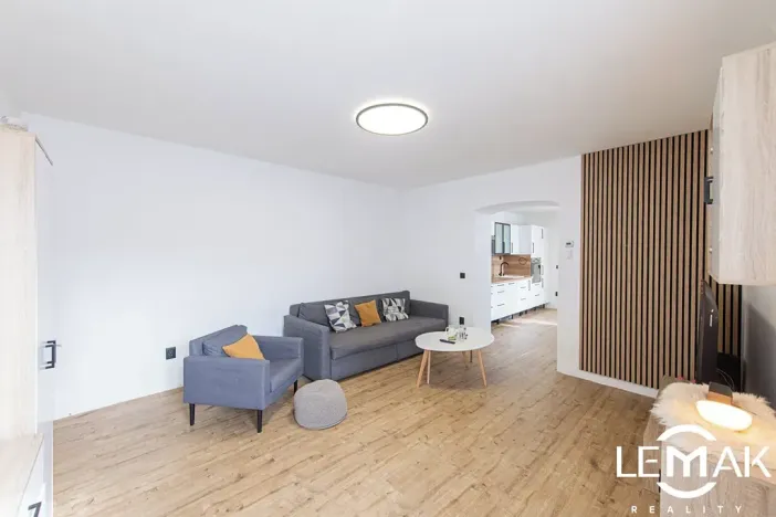 Prodej bytu 2+1, Příkazy, 56 m2