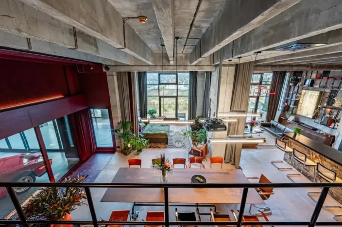 Prodej atypického bytu, Praha - Modřany, Československého exilu, 277 m2