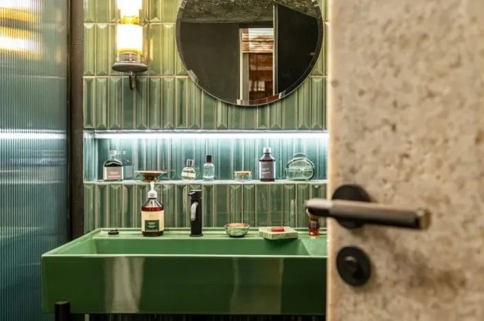 Prodej atypického bytu, Praha - Modřany, Československého exilu, 277 m2