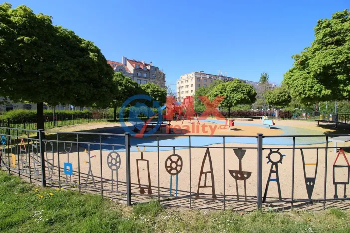 Pronájem bytu 3+kk, Praha - Holešovice, Ortenovo náměstí, 85 m2