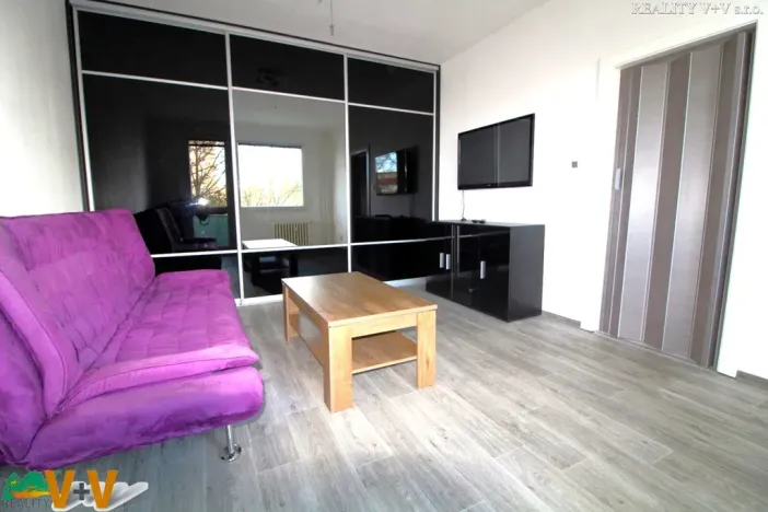 Pronájem bytu 1+1, České Budějovice - České Budějovice 2, J. Opletala, 36 m2