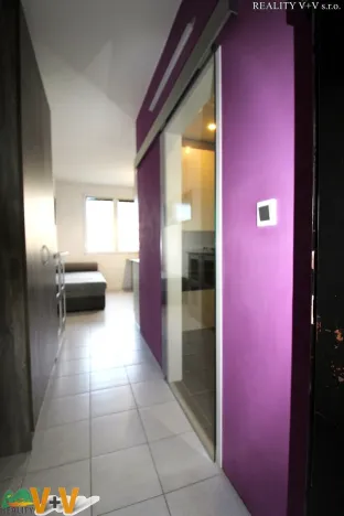 Pronájem bytu 1+1, České Budějovice - České Budějovice 2, J. Opletala, 36 m2