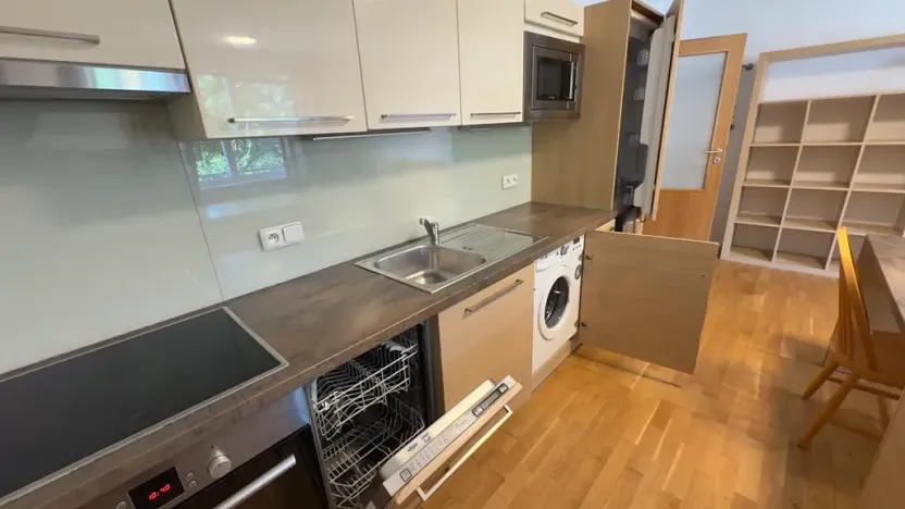 Pronájem bytu 1+kk, Brno, Vinohrady, 38 m2