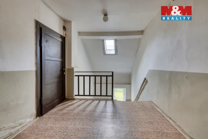 Prodej činžovního domu, Bečov nad Teplou, Nádražní, 219 m2