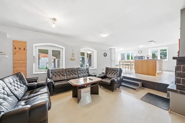 Prodej rodinného domu, Hvozd, 216 m2