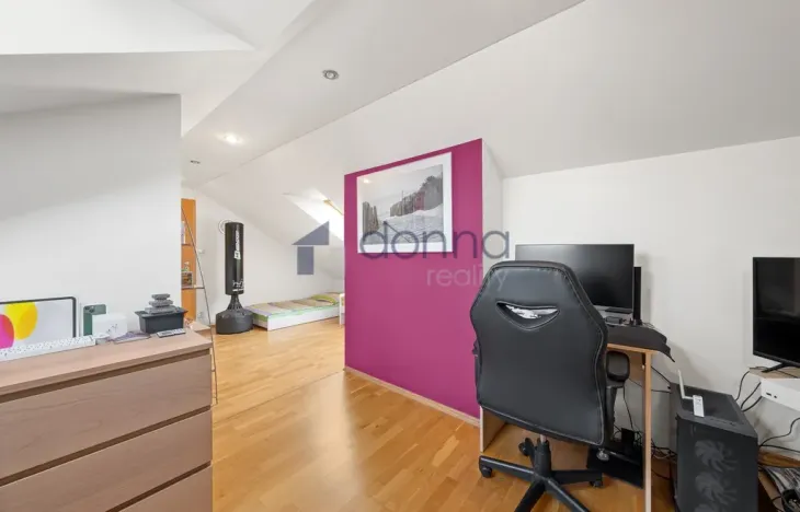 Prodej bytu 4+kk, Praha, Tolstého, 145 m2