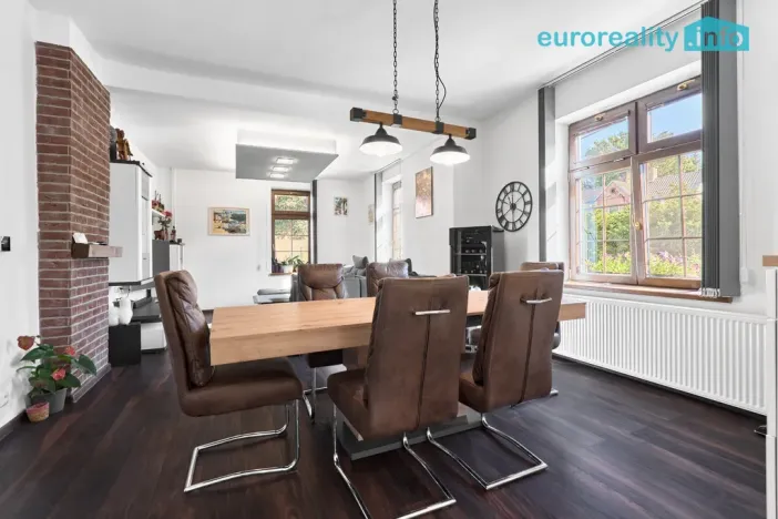 Prodej rodinného domu, Sadov - Bor, 470 m2