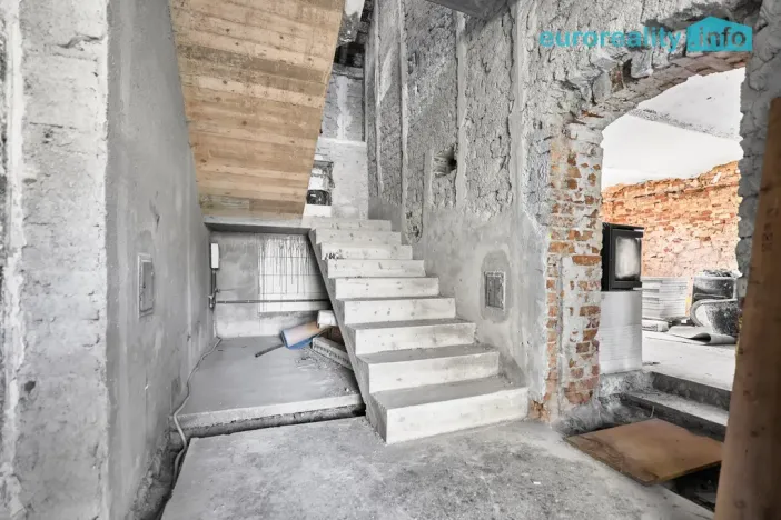 Prodej rodinného domu, Sadov - Bor, 470 m2