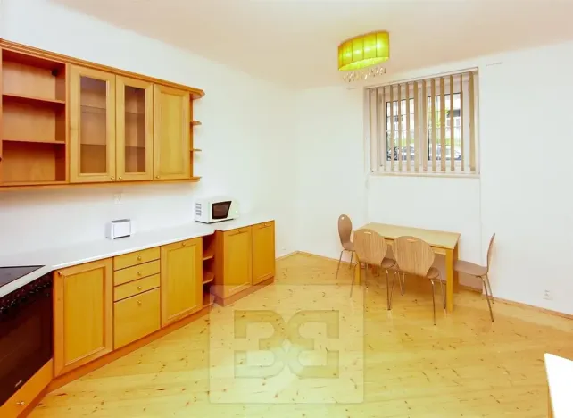 Prodej bytu 2+1, Praha - Smíchov, Na Březince, 66 m2