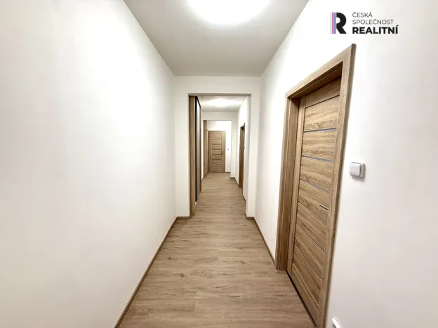 Pronájem bytu 2+1, Sokolov, Karla Čapka, 63 m2