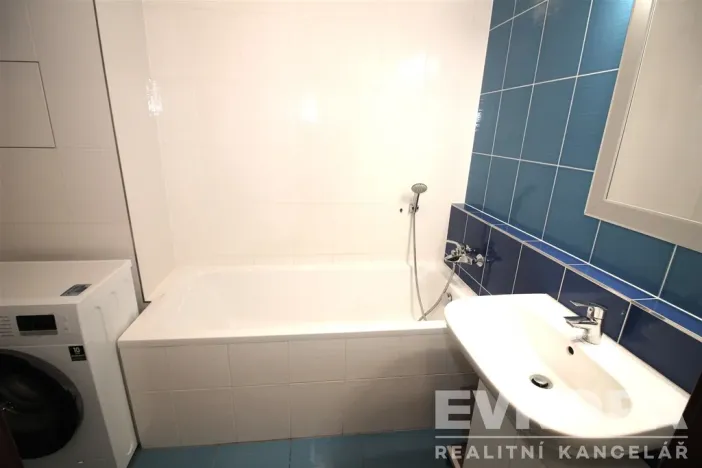 Pronájem bytu 2+kk, Praha - Háje, Jurkovičova, 53 m2