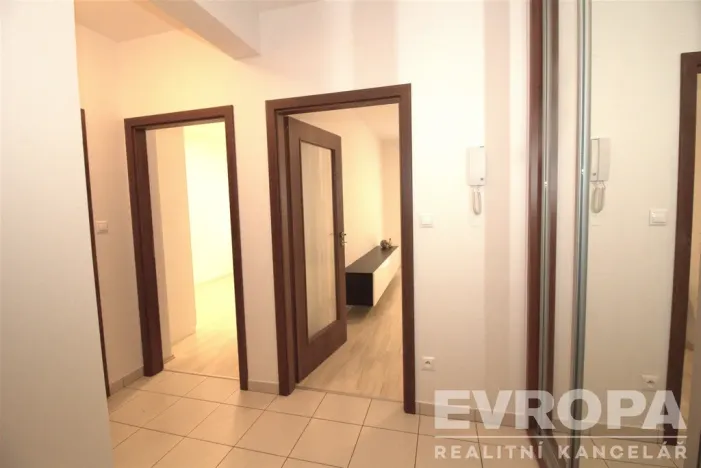 Pronájem bytu 2+kk, Praha - Háje, Jurkovičova, 53 m2