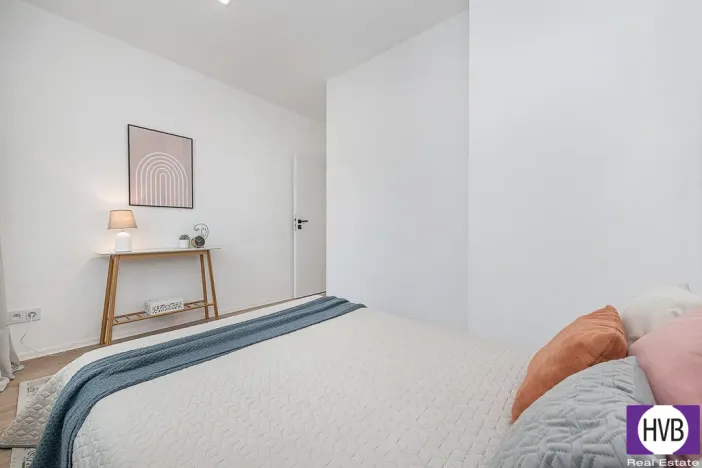 Prodej bytu 3+kk, Praha, Černokostelecká, 61 m2