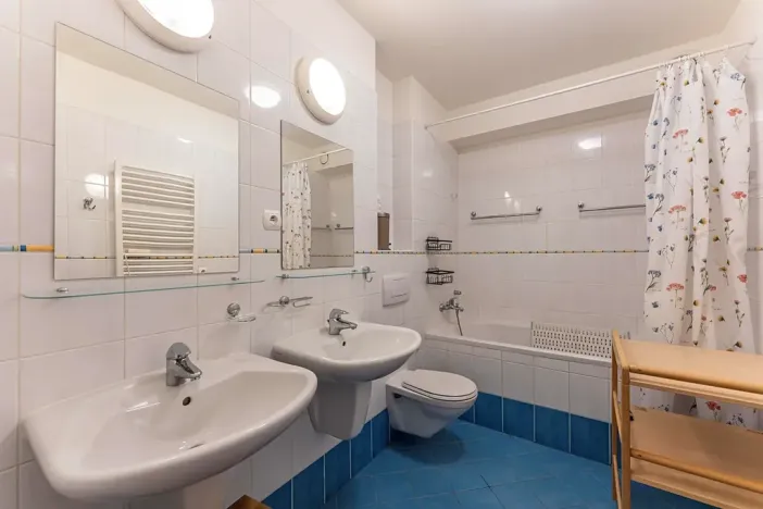 Pronájem bytu 3+kk, Praha - Vokovice, Tibetská, 106 m2