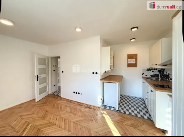 Pronájem bytu 2+kk, Povrly, 5. května, 38 m2