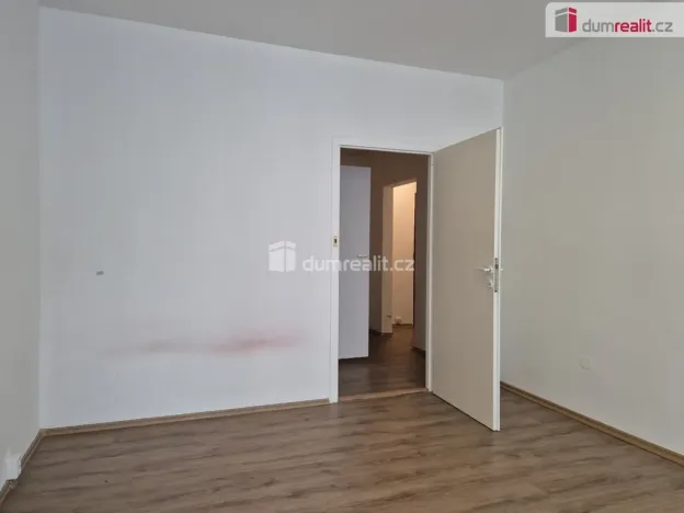 Pronájem bytu 2+kk, Velešín, Sídliště, 44 m2