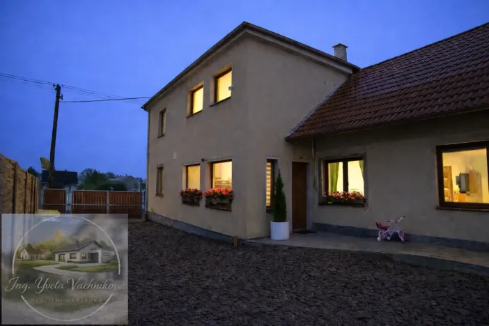 Prodej vícegeneračního domu, Lužec nad Cidlinou, 390 m2