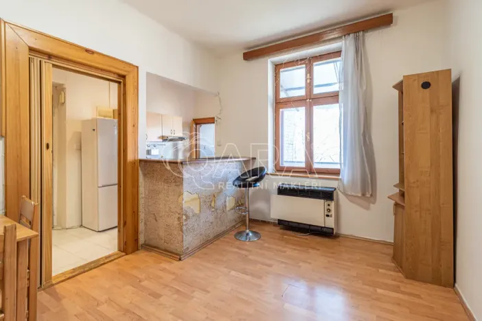 Pronájem bytu 2+kk, Praha - Nusle, Táborská, 57 m2
