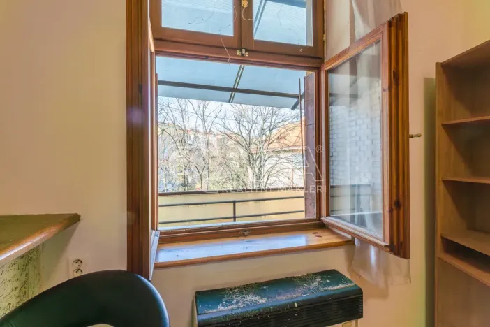 Pronájem bytu 2+kk, Praha - Nusle, Táborská, 57 m2