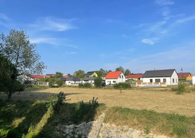 Prodej pozemku, Hradčany, 1299 m2