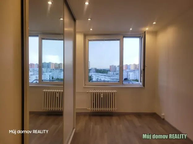 Pronájem bytu 2+kk, Praha - Černý Most, Kpt. Stránského, 44 m2