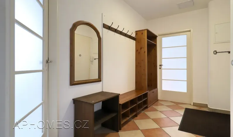 Pronájem bytu 3+kk, Praha - Vinohrady, Sobotecká, 65 m2