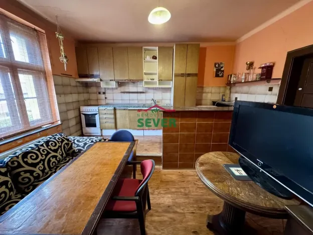 Prodej rodinného domu, Chomutov, Koperníkova, 216 m2