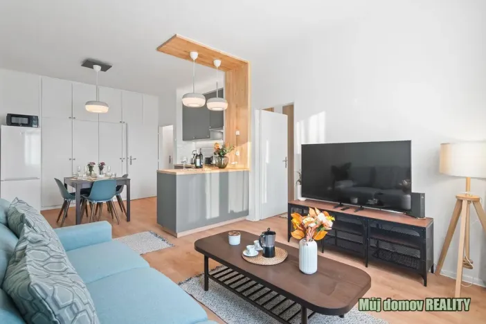 Pronájem bytu 2+kk, Praha - Vysočany, Kolbenova, 60 m2