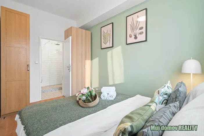 Pronájem bytu 2+kk, Praha - Vysočany, Kolbenova, 60 m2