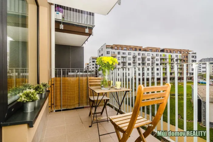 Pronájem bytu 2+kk, Praha - Střížkov, Zakšínská, 52 m2