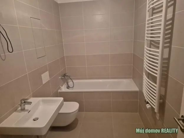 Pronájem bytu 1+kk, Praha - Dolní Měcholupy, Honzíkova, 41 m2