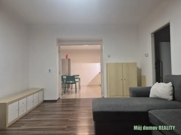 Pronájem bytu 2+1, Praha - Dejvice, Vostrovská, 52 m2