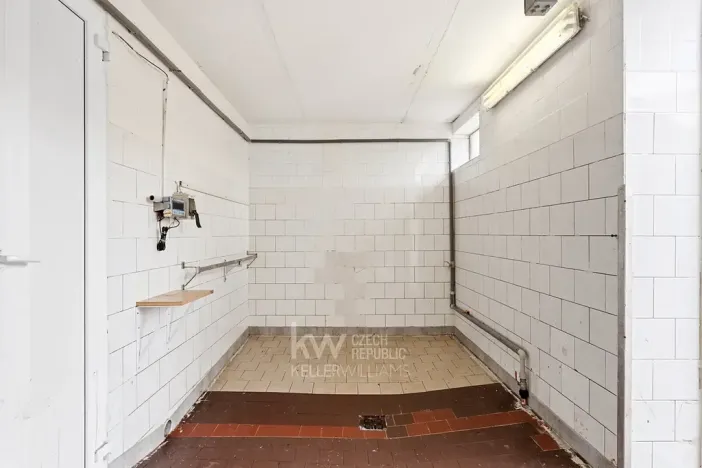 Prodej obchodního prostoru, Milíkov, 420 m2