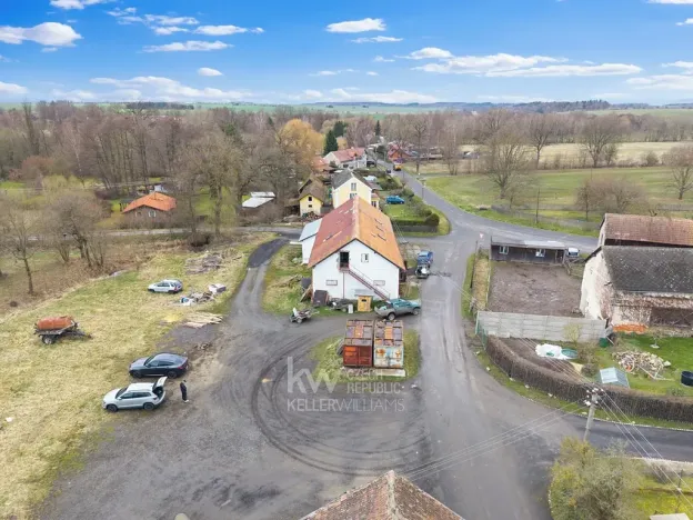 Prodej obchodního prostoru, Milíkov, 420 m2